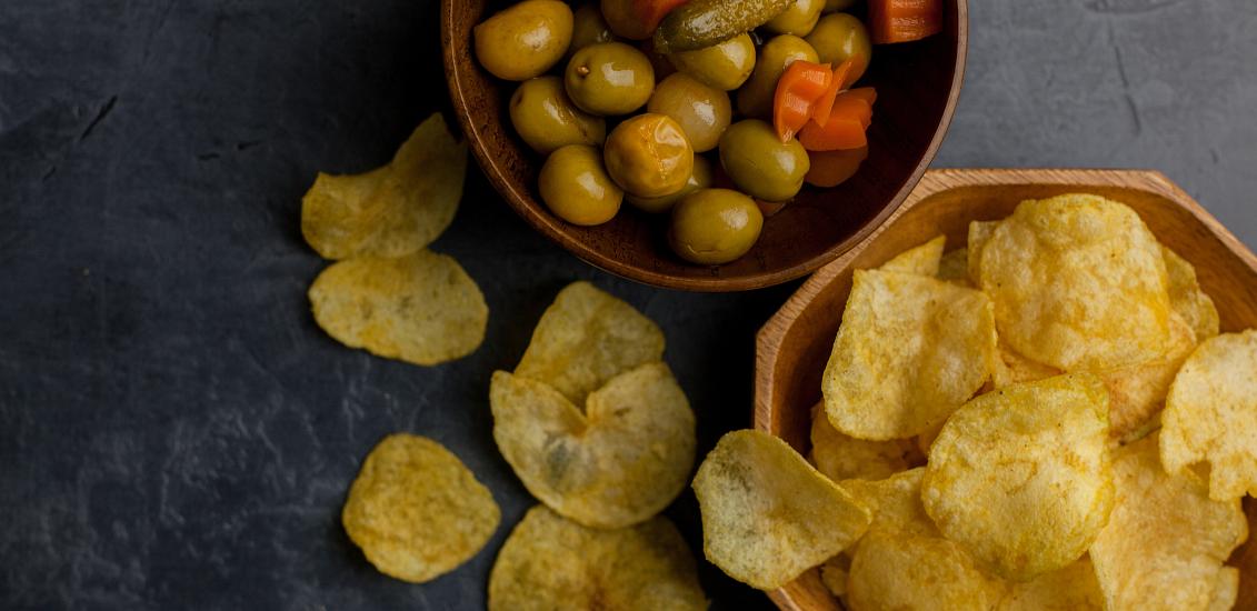 ¡Un festín de sabores te esperan en nuestra piscina!